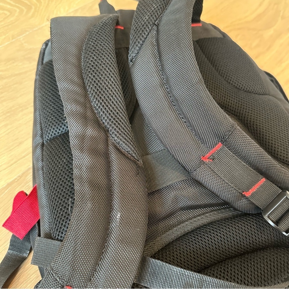 Samsonite Laptop Backpack Travel Work Office Black Pockets Zip TSA EUC - Picture 15 of 16